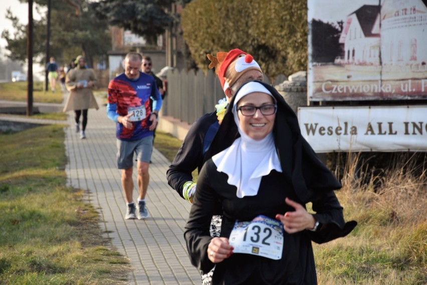 Bieg po Moczkę i Makówki 2019 w Stanowicach. Bandyci,...