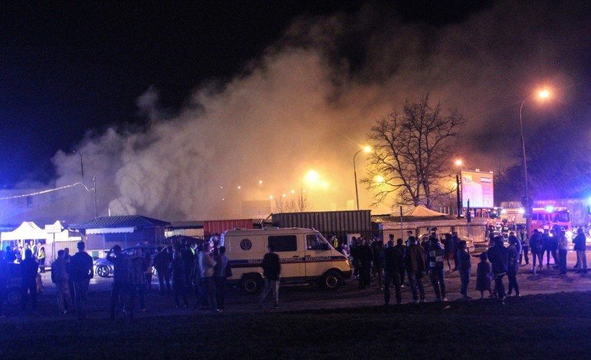 Pożar targowiska przy ul. Ruskiej w Lublinie