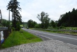 Gmina Raciechowice. Budowa chodnika przy drodze wojewódzkiej 964 możliwa dopiero w przyszłym roku