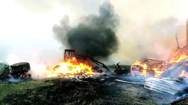 Pożar wiaty w miejscowości Jaziewo w gminie Sztabin w powiecie augustowskim