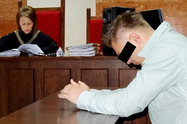 - Liczę na karę w zawieszeniu - mówił przed ogłoszeniem wyroku Rafał S. Dostał 2 lata bezwzględnego więzienia i 5-letni zakaz prowadzenia pojazdów.