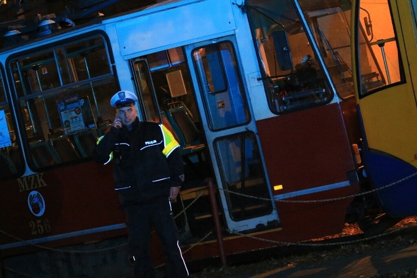 Wypadek w Toruniu. Do zdarzenia doszło dzisiaj po godz. 15....