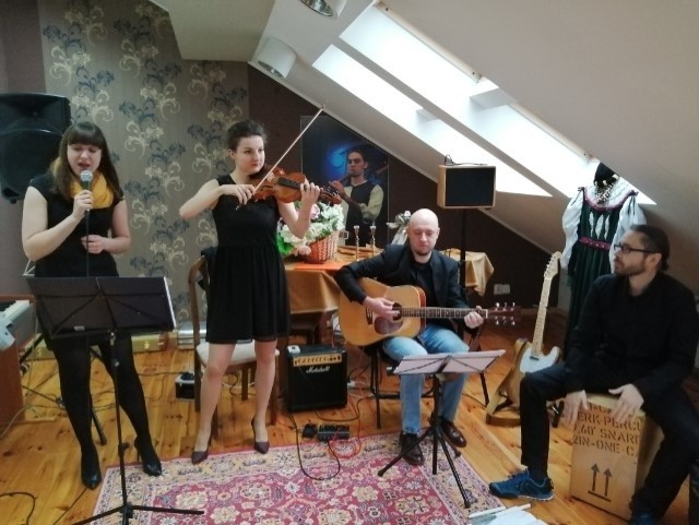 "Pani Muzyka" zaprosiła w Radomiu na koncert do siedziby fundacji „Ars antiqua Radomiensis” 