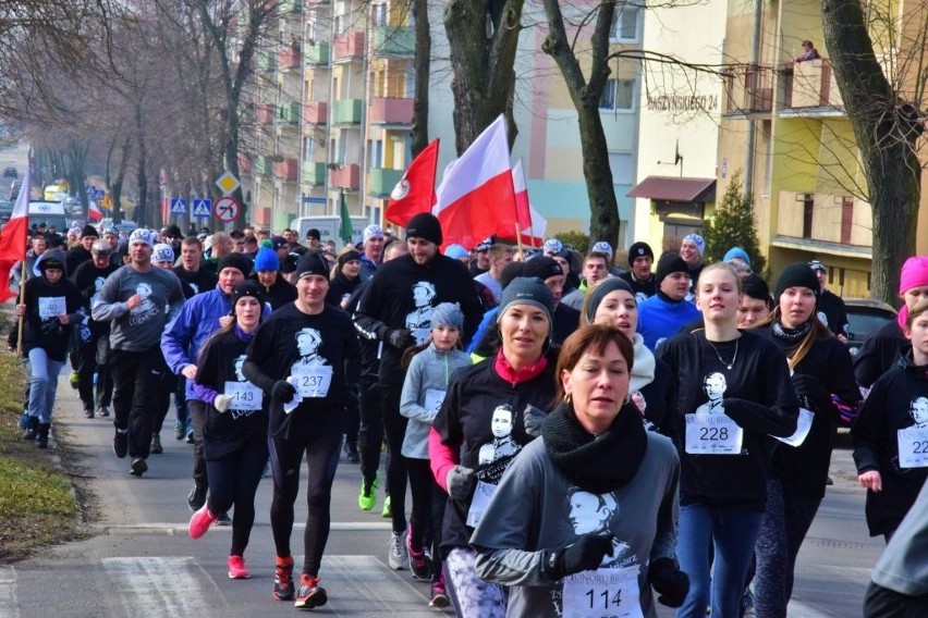 Około 400 osób wzięło udział w Biegu Tropem Wilczym, jaki w...