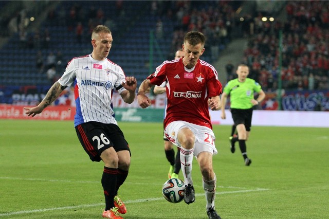 Wisła Kraków i Górnik Zabrze to jedne z trzynastu klubów, które znalazły się pod nadzorem Komisji Ligi ds. Licencji