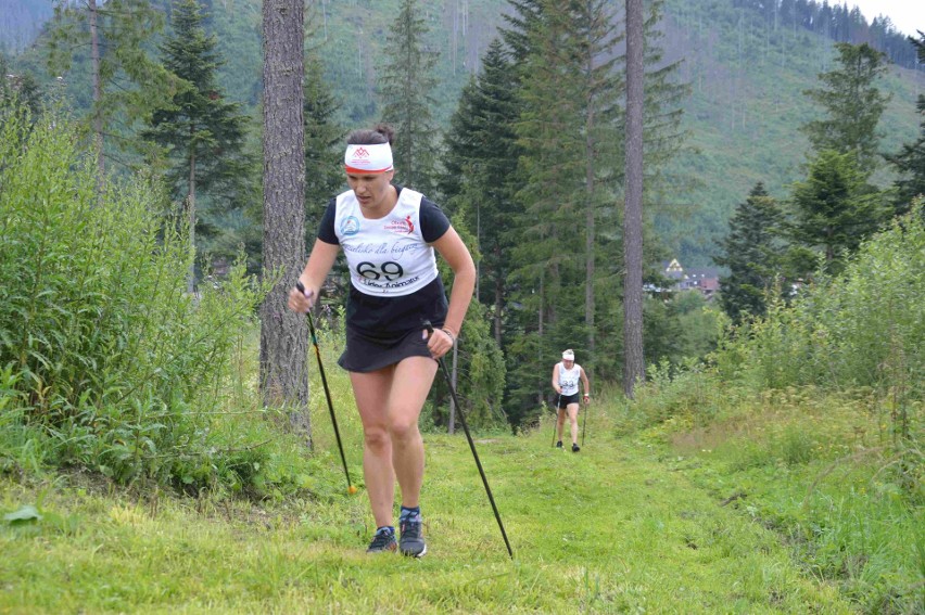 Kościelisko. Ścigali się w zawodach Nordic Walking. Wystartowała też Krystyna Guzik [ZDJĘCIA]