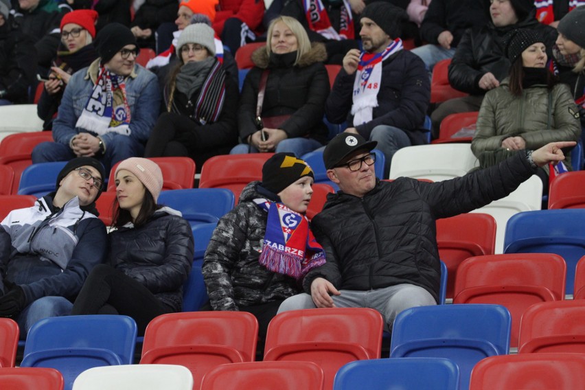 Górnik Zabrze - Wisła Kraków: mimo zimna, na trybunach był...