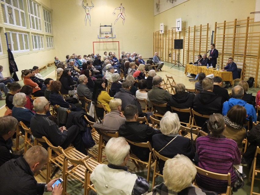 Poniedziałkowe spotkanie zdominował temat trasy średnicowej.