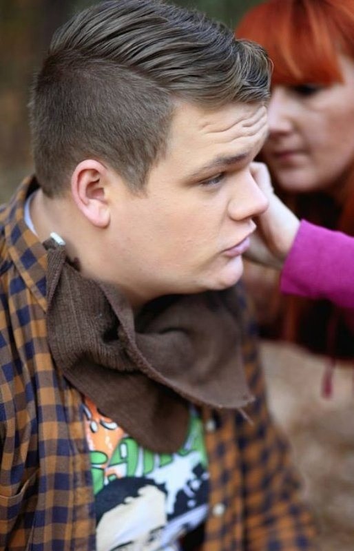 19 - letni Bartosz Miśkiewicz z Pawłowa gra jednego z głównych bohaterów filmu "Odludzie" 