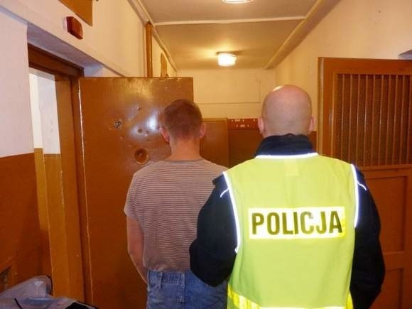 Pijany wnuczek zabrał babci auto. Trafił do celi