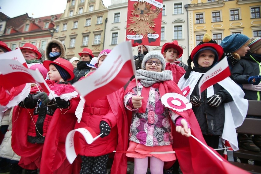 Radosna Parada Niepodległości 2016 we Wrocławiu