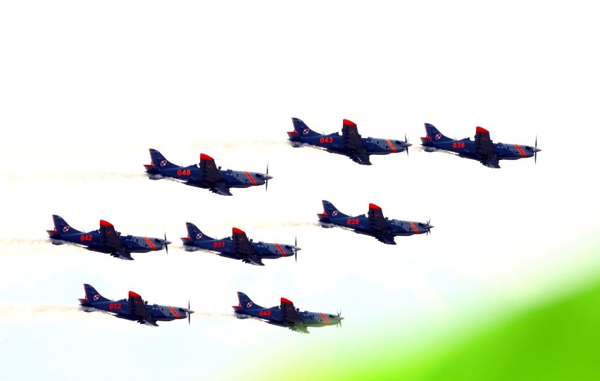 Air Show Radom 2015: Zdjęcia i filmy z największych w Polsce pokazów lotniczych Airshow [VIDEO]