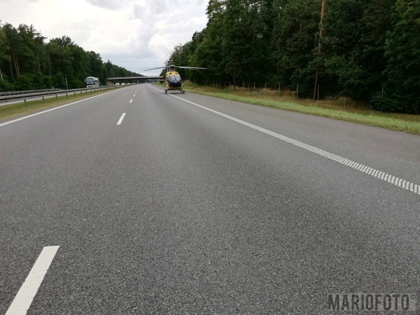 Prószków. Wypadek na opolskim odcinku autostrady A4. Dwie osoby zostały ranne, lądował śmigłowiec LPR 