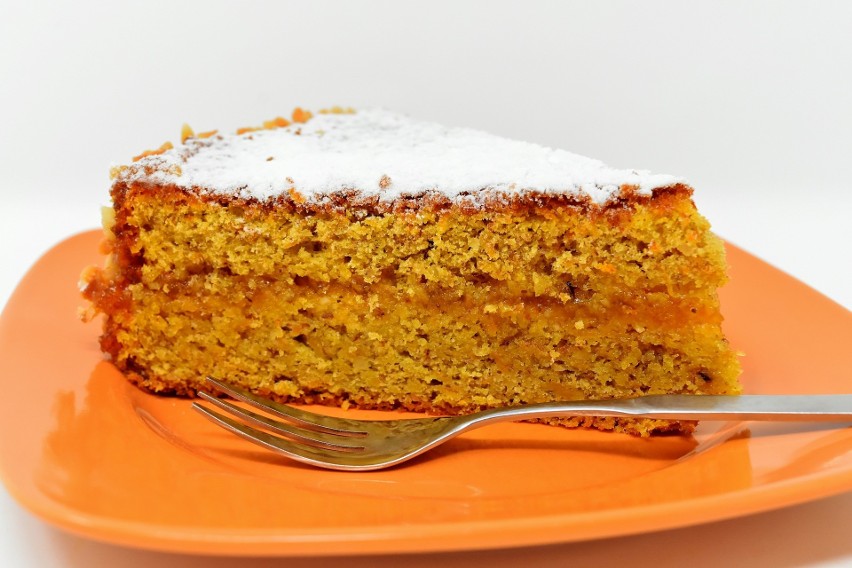Ciasto marchewkowe: przepis na pyszne i domowe ciasto...