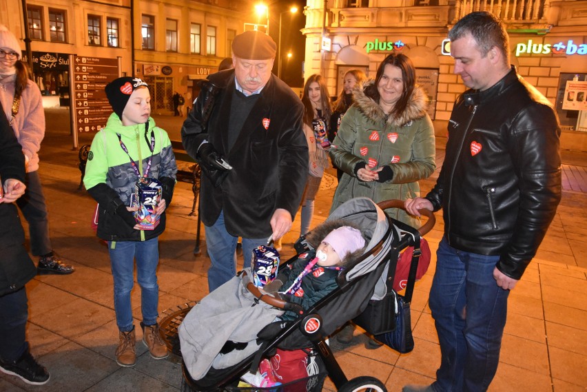 Faustynka jest jedną z najmłodszych wolontariuszek WOŚP