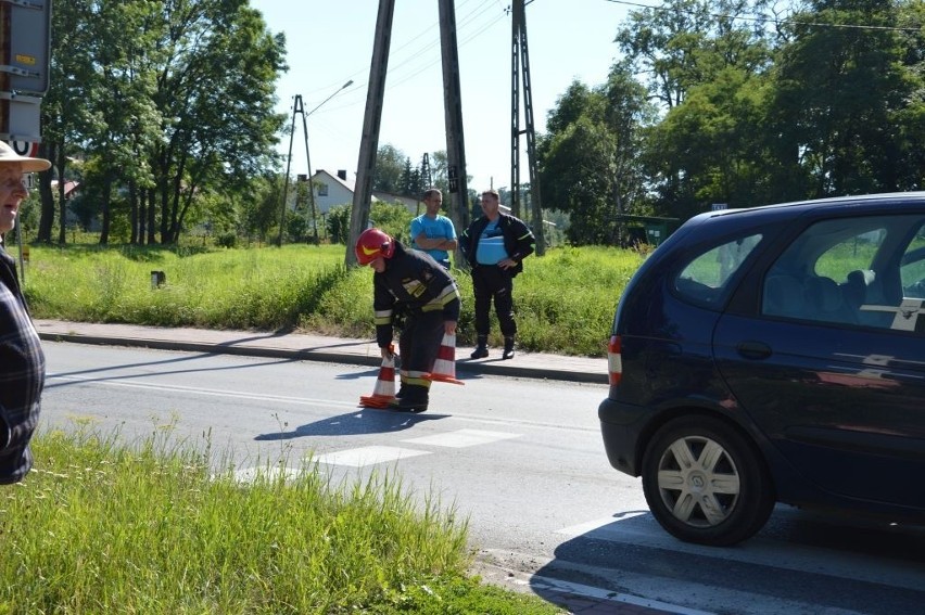 Wypadek w Ostrowcu. Trzy samochody zderzyły się na skrzyżowaniu 