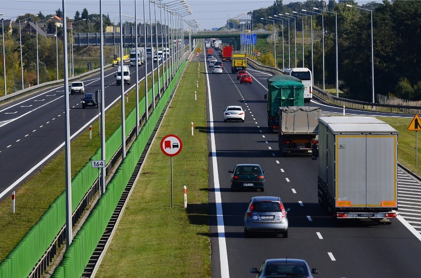 Na autostradzie A2 ścigały się ciężarówki?