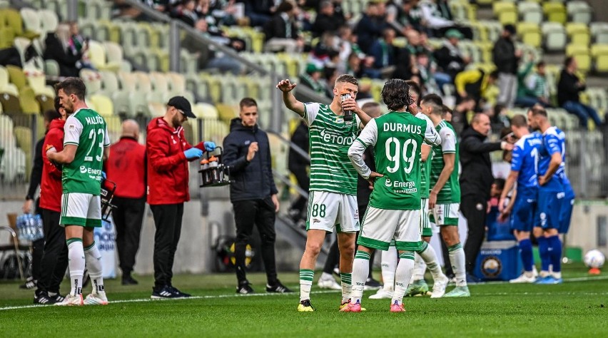 Legia Warszawa - Lechia Gdańsk 4.11.2022 r. Znamy skład biało-zielonych! Są niespodzianki. W ataku Flavio Paixao czy Łukasz Zwoliński?