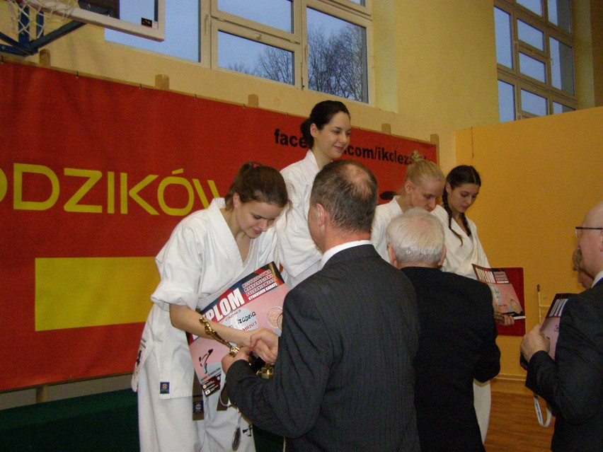 Izabela Dec - karate kyokushin, Leżajski Klub Karate...