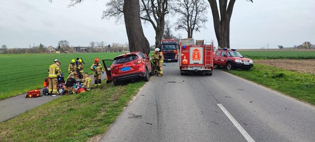 Kierowca mazdy zginął na miejscu - w Gołotach (gmina Unisław)