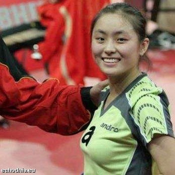 Li Qian, tenisistka stołowa Wisanu-Forbet Tarnobrzeg, triumfowała w 14 Plebiscycie "Echa Dnia&#8221; na najpopularniejszych sportowców nad Wisłą, Sanem i Wisłoką.