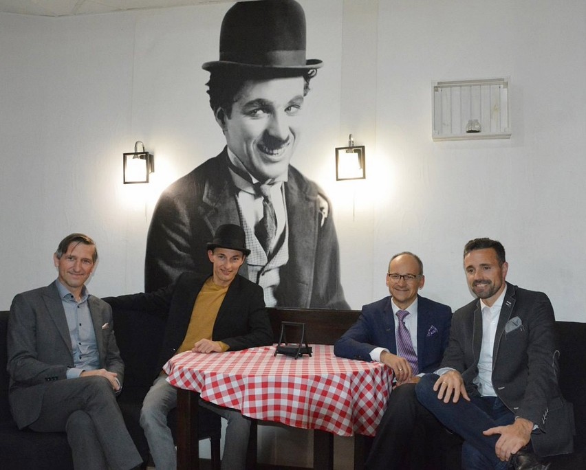 „Być jak Charlie Chaplin" - Mateusz Deskiewicz zaprezentował swój monodram w Białej Podlaskiej