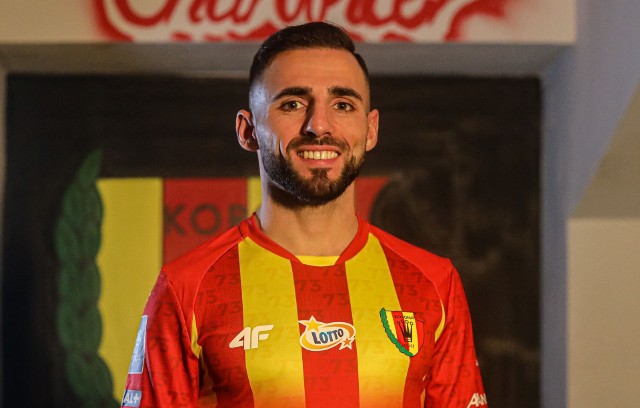 Hiszpański pomocnik David González Plata “Nono” został zawodnikiem Korony Kielce.