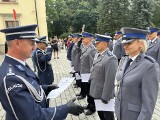 Święto Policji 2023 w Tarnobrzegu - były awanse służbowe i odznaczenia. Zobacz zdjęcia i film