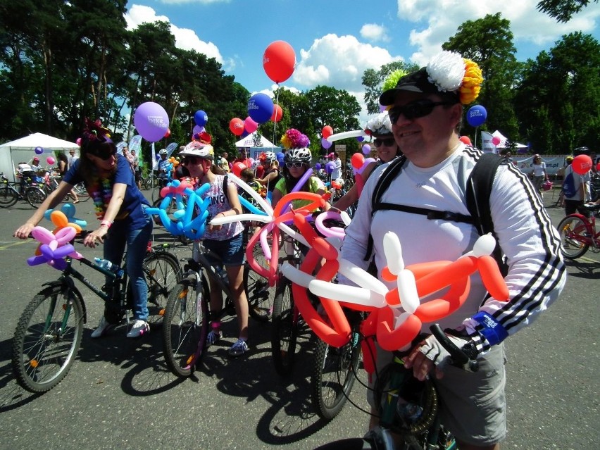 Posnania Bike Parade w stylu flower power