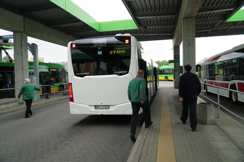 Hybrydowy mercedes przeszedł testy w MPK Poznań....