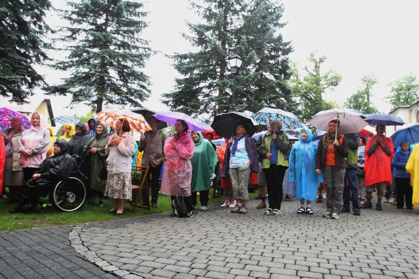 Wyruszyła 25. Piesza Pielgrzymka Diecezji Bielsko-Żywieckiej na Jasną Górę 2016 [ZDJĘCIA]