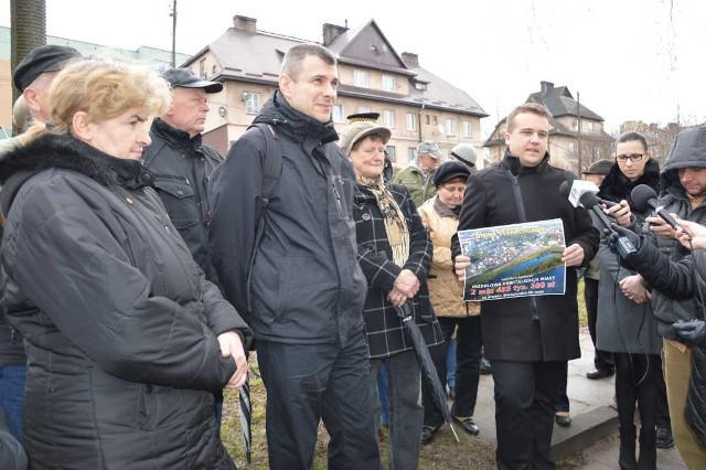 - Będą pieniądze na projekt rewitalizacji osiedla Wzgórze. Informację przekazał mieszkańcom prezydent Marek Materek.