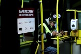 Specjalny autobus dla bezdomnych ruszył na ulice Wrocławia. W Streetbusie będzie można ogrzać się i zjeść ciepły posiłek