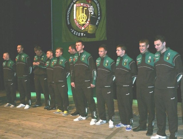 Piłkarze "Stalówki" zaprezentowali się na scenie w Miejskim Domu Kultury w Stalowej Woli.