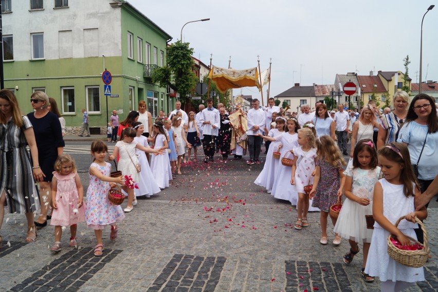 Maków Maz.: Boże Ciało 2019. Procesja w parafii pw. św....