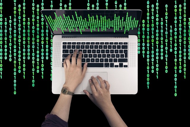 Miesięcznik Perspektywy opracował ranking studiów inżynierskich, w tym między innymi kierunku informatyka. W zestawieniu wyłoniono uczelnie, które zdaniem Kapituły najlepiej kształcą przyszłych informatyków