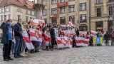 Białorusini pikietowali w centrum Wrocławia. Czego się domagali? [ZDJĘCIA]