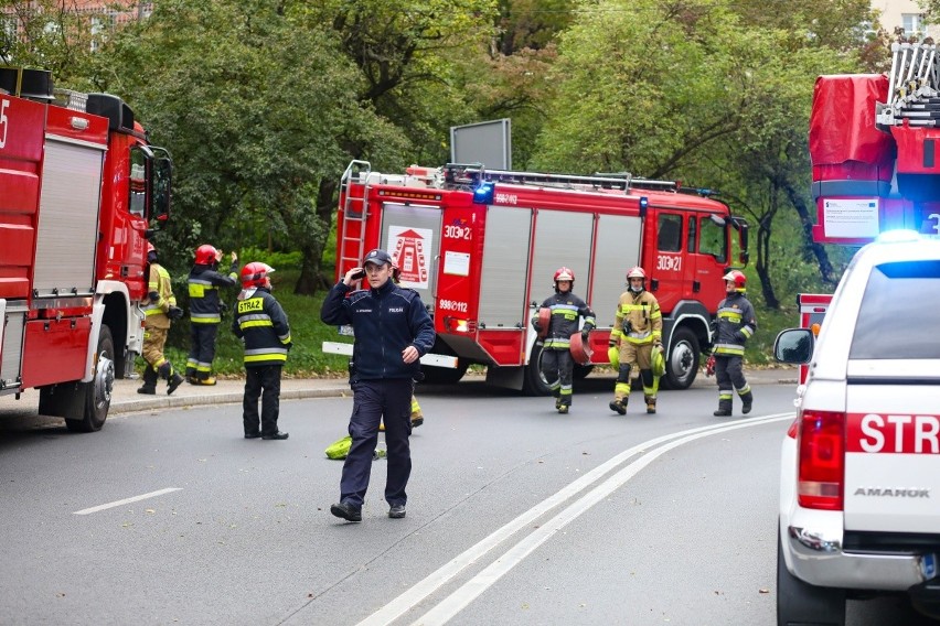 Ewakuacja mieszkańców kamienicy przy ul. Piotra Skargi w...