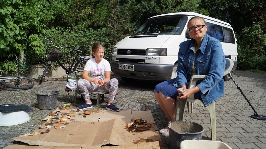 W Krzepicach wydobywają spod ziemi prawdziwe skarby. Tu stał...