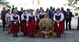 Rolnicy z diecezji kieleckiej dziękowali za plony. Msza święta dożynkowa w Bazylice Katedralnej w Kielcach. Byli ważni goście [ZDJĘCIA]