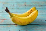 Takie są skutki jedzenia bananów. Czy pomagają schudnąć? Czy banany można jeść codziennie? Sprawdź 25.05.2022