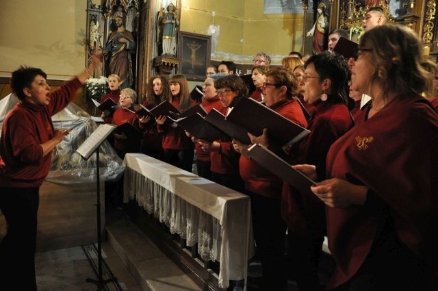 Chór Olensis w kaplicy św. Franciszka w Oleśnie