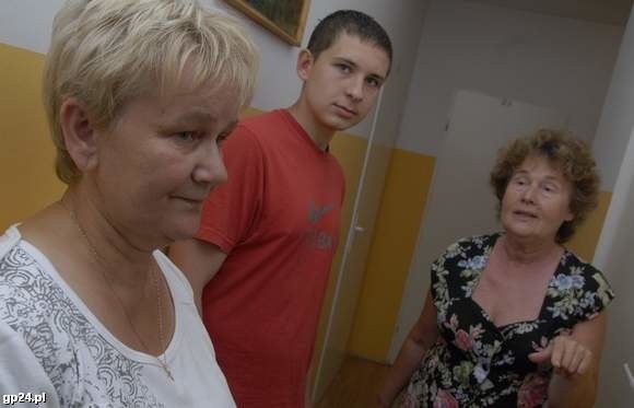 Eugenia Kaszuba (pierwsza z lewej) dostała odszkodowanie za złe warunki wypoczynku w Ustce