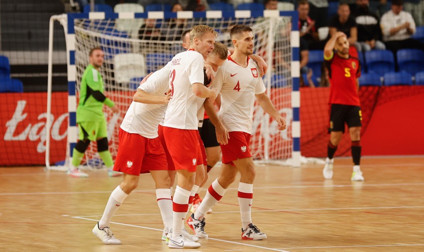 Polska - Belgia 7:2. Wysokie zwycięstwo w pojedynku futsalowym w Mielcu [ZDJĘCIA]