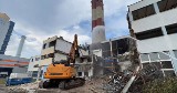 Trwa rozbiórka najstarszego budynku w Elektrociepłowni PGE w Gdyni WIDEO