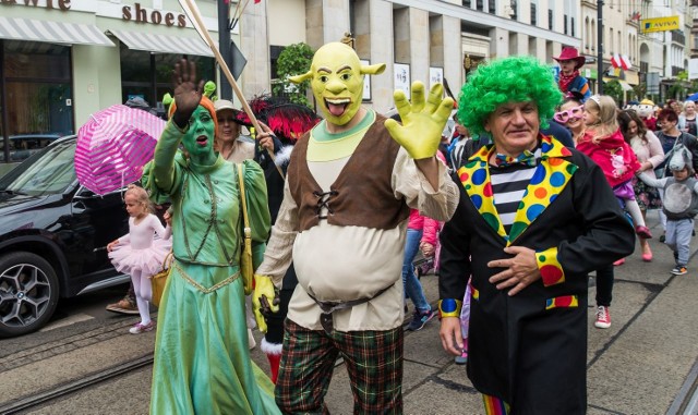 W niedzielę, 4 czerwca odbył się festyn rodzinny połączony z paradą przebierańców Bajkowa Bydgoszcz. W samo południe bajkowa parada wyruszyła z Placu Wolności i przeszła ulicami miasta na Wyspę Młyńską. Tam czekało na dzieci i dorosłych mnóstwo atrakcji: zabawy, warsztaty, malowanie twarzy i inne niespodzianki.Sprawdź prognozę pogody na dziś.