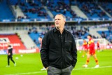 Wyrzucony trener Lecha Poznań bliski nowego klubu. Holender może objąć zespół z Ligi Mistrzów