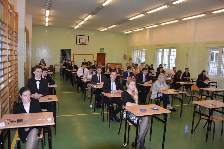 Jak należało rozwiązać test maturalny z matematyki....