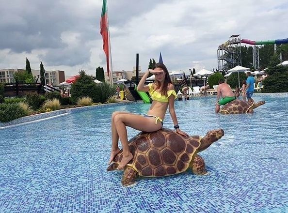 Zuzanna Poteraj, Miss Polski Nastolatek 2018, wybrała się na wakacje do Bułgarii. Łomżynianka zrelacjonowała swój odpoczynek na Instagramie.