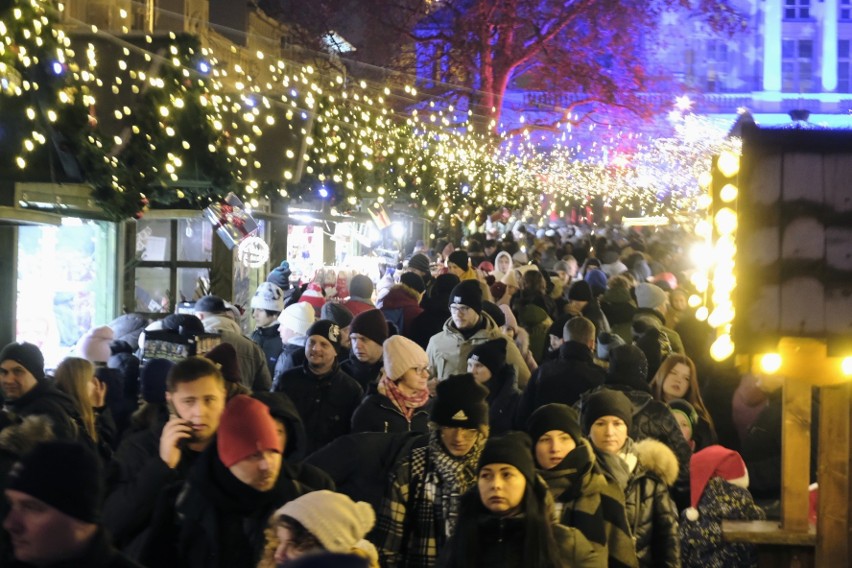 W ostatni weekend przed świętami Bożego Narodzenia...